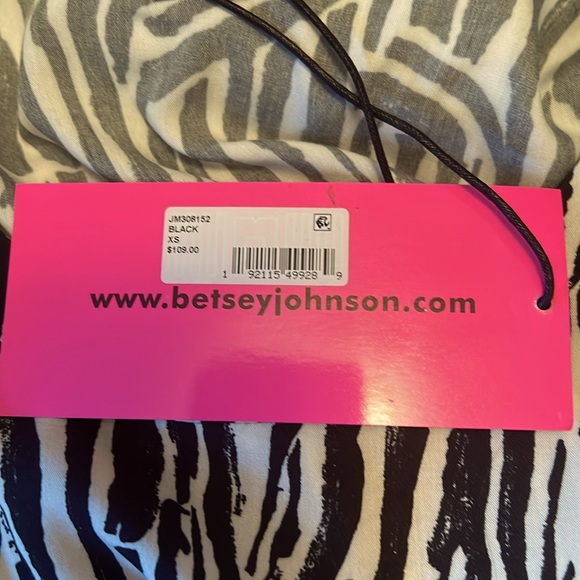 Betsey Johnson Size XS NWT Black White Zebra Print Ruffle Hem Dress (042) - Picture 9 of 11